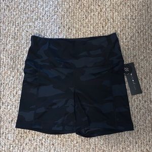 Yogalicious biker shorts